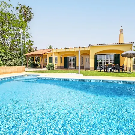 Βίλα Villa In Algarve With Pool Near Beaches *