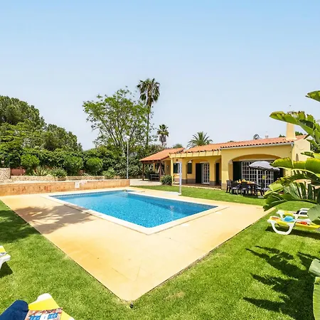 빌라 Villa In Algarve With Pool Near Beaches 알부페이라